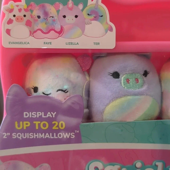 New Squishville Display with 4 Exclusive Squishy's. - Picture 3 of 6